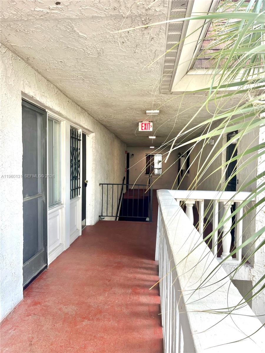 KIRKMAN/MILLENIA CONDOS - Residential