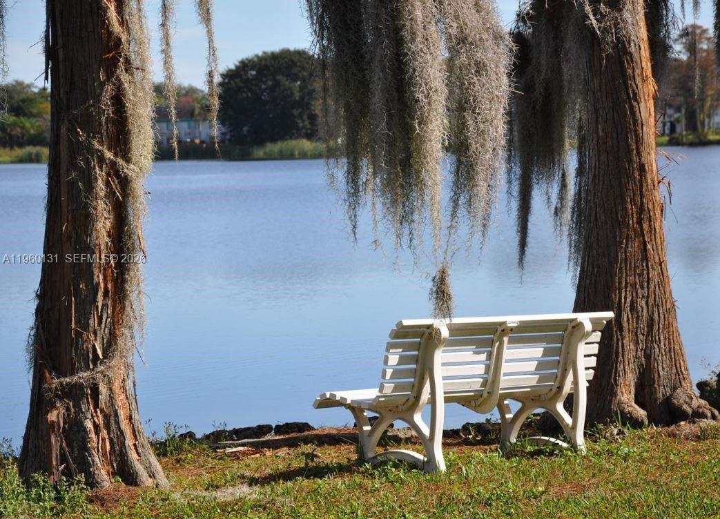 KIRKMAN/MILLENIA CONDOS - Residential