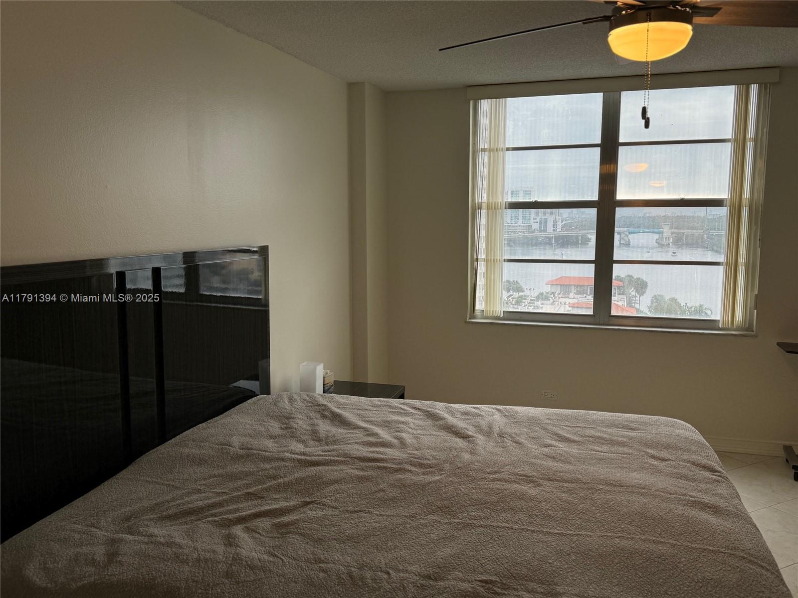 WINSTON TOWERS 500 CONDO - Residential