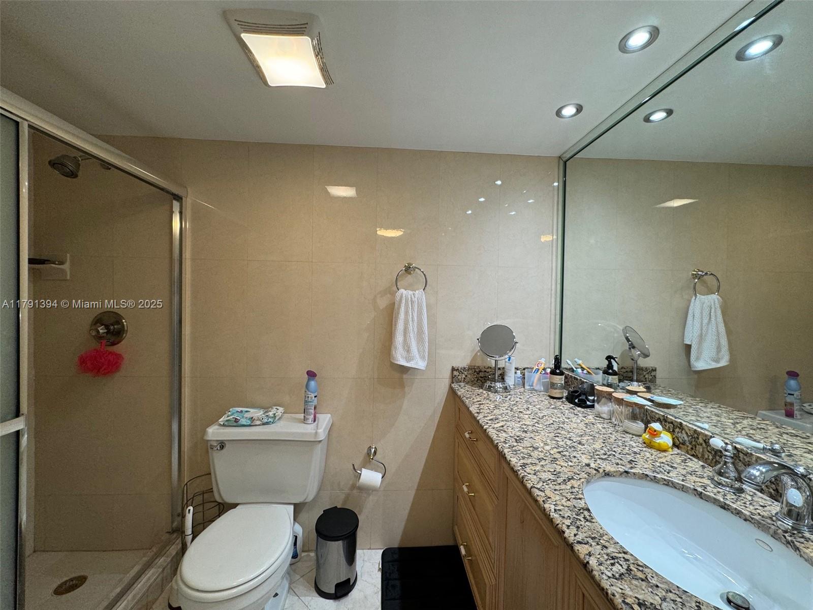 WINSTON TOWERS 500 CONDO - Residential