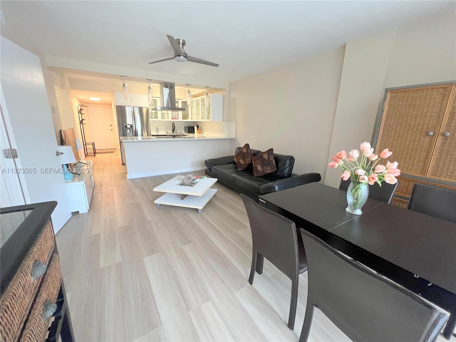 EASTERN SHORES WHITE HOUS - Residential Lease