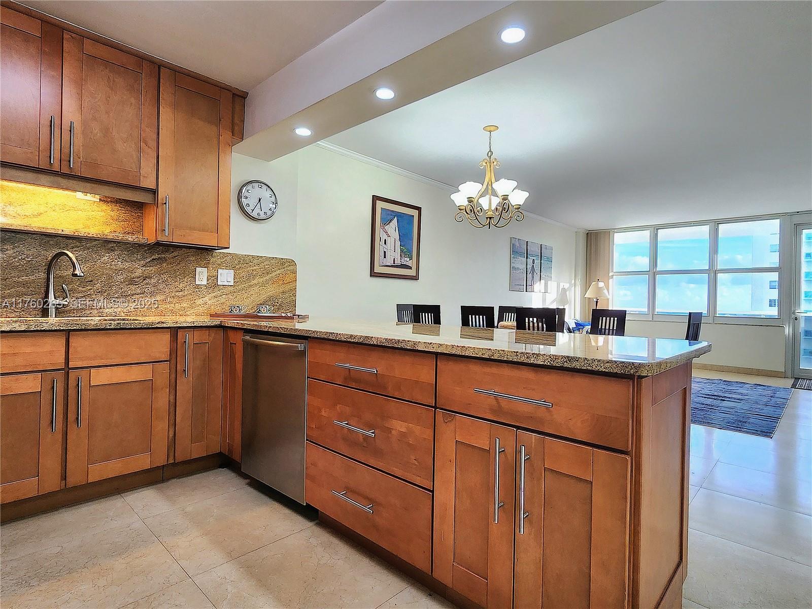 SEA AIR TOWERS CONDO - Residential Lease