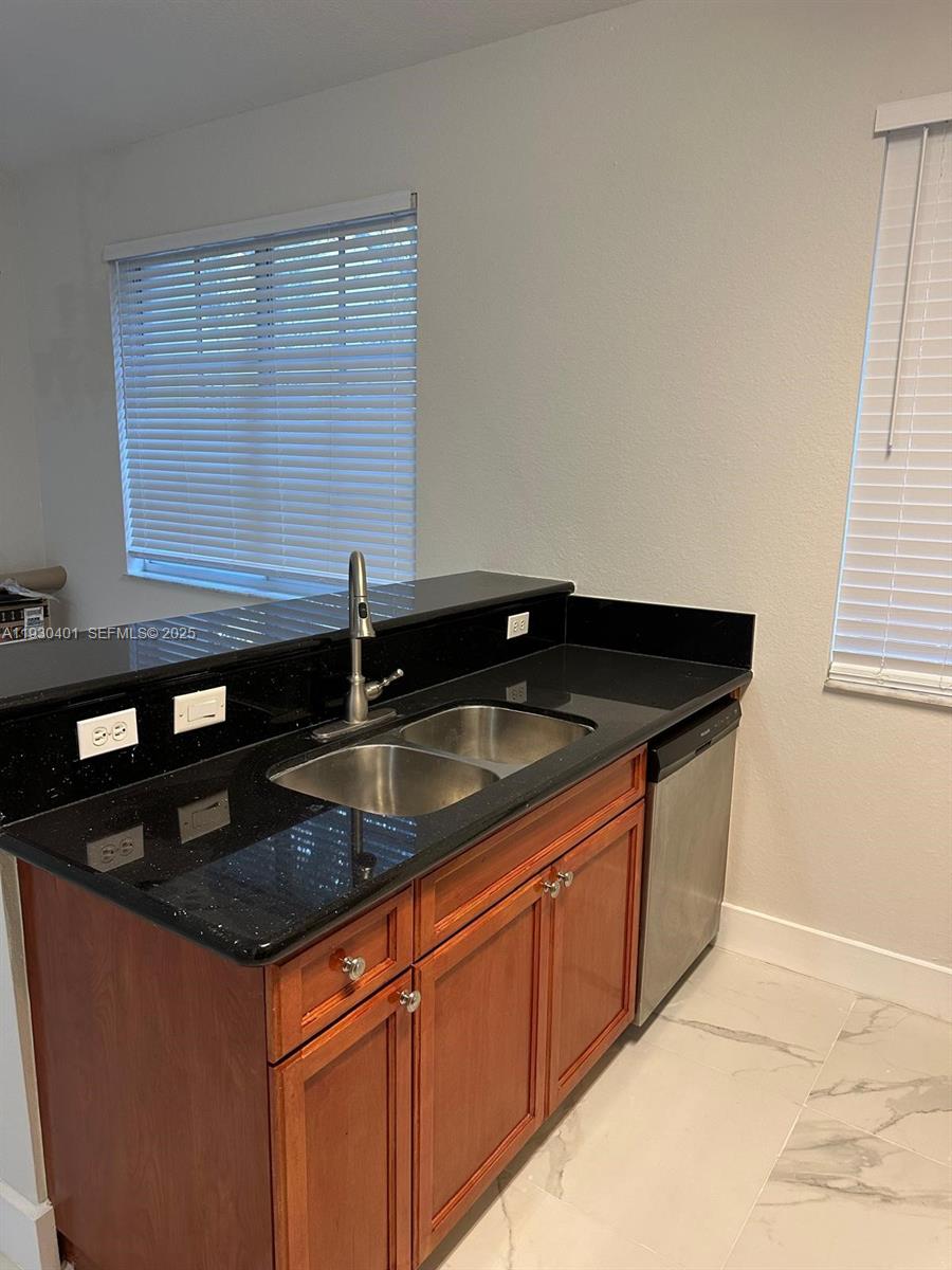 BOARDWALK AT VIZCAYA COND - Residential Lease