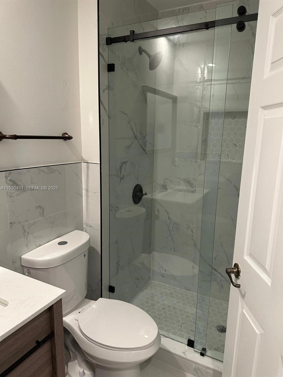 BOARDWALK AT VIZCAYA COND - Residential Lease