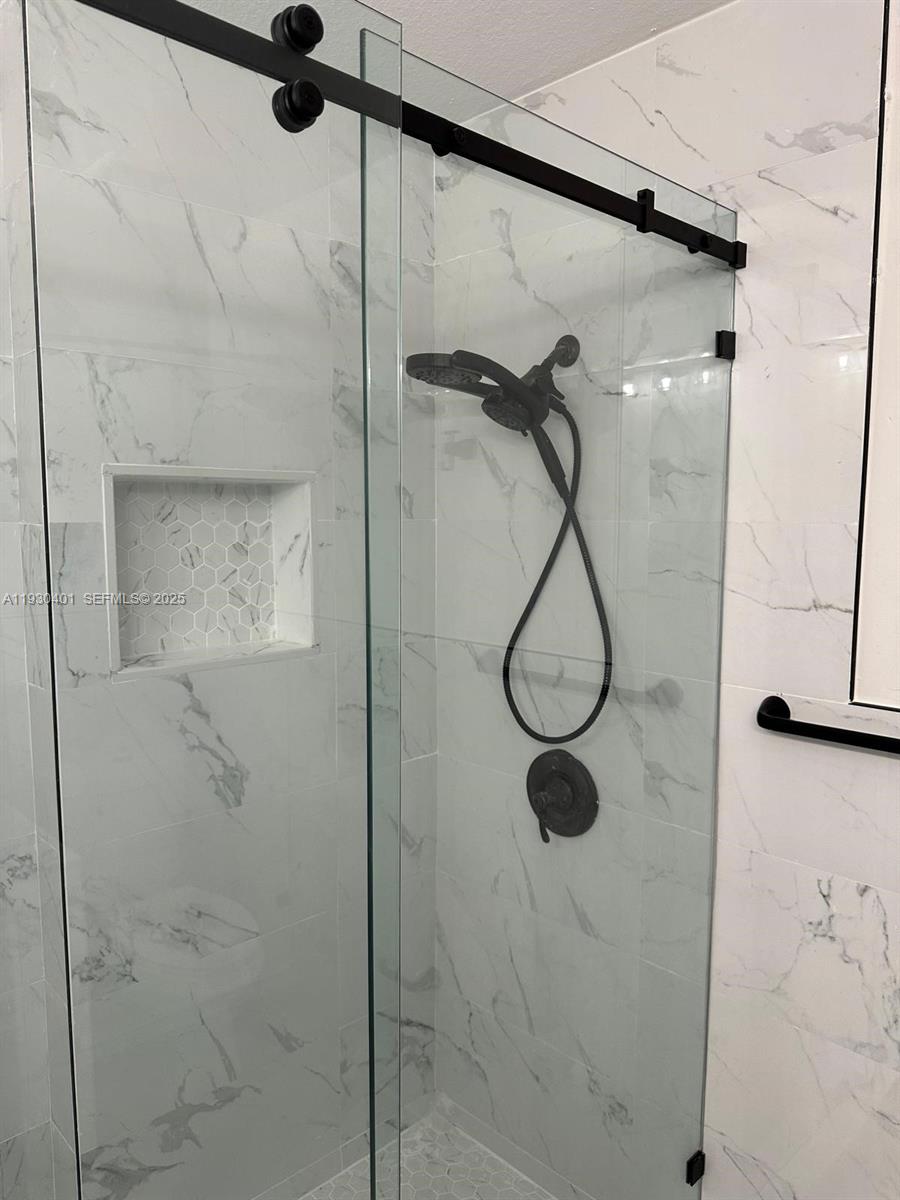 BOARDWALK AT VIZCAYA COND - Residential Lease