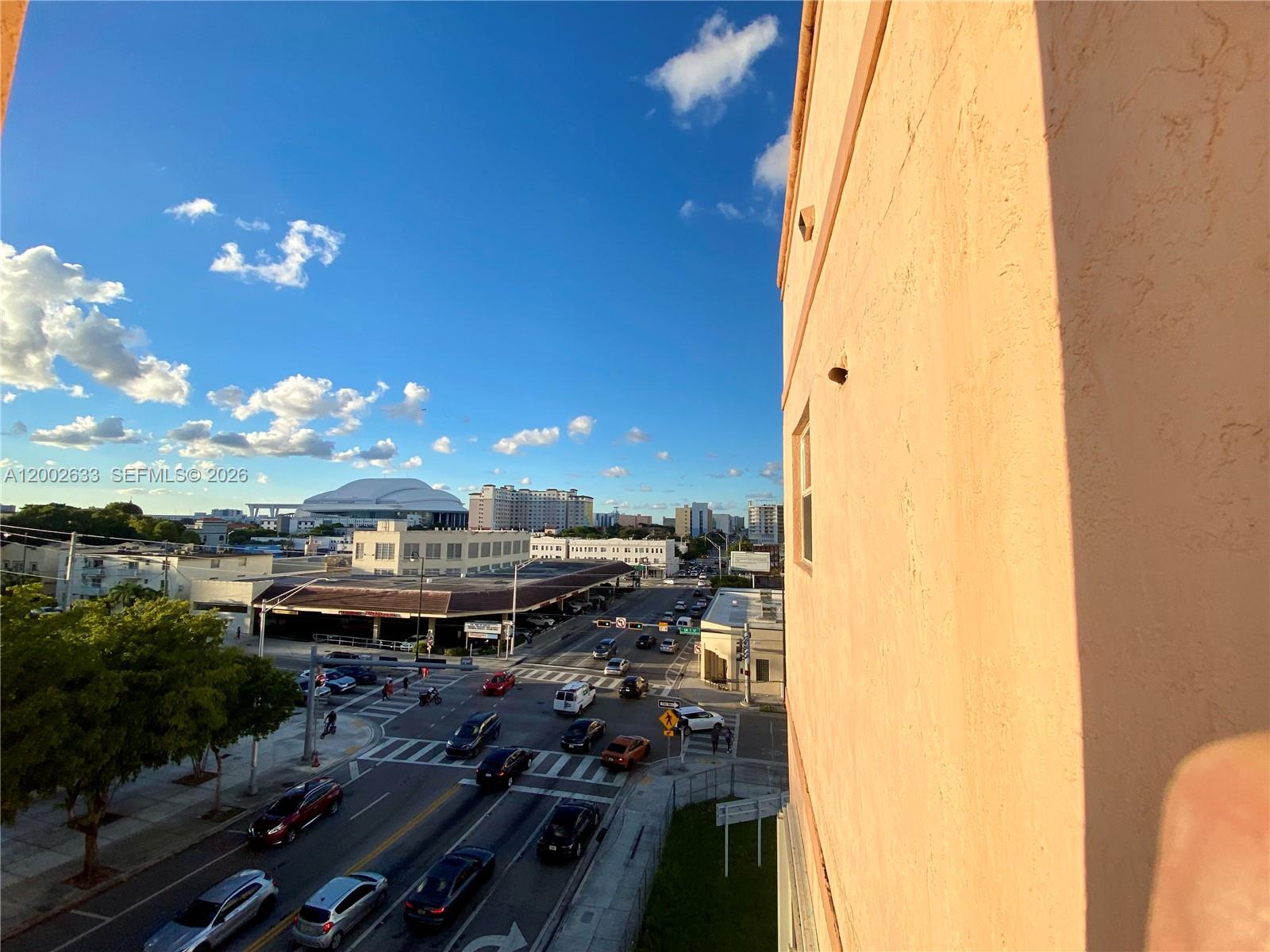 PRESIDENTIAL CORNERS COND - Residential Lease