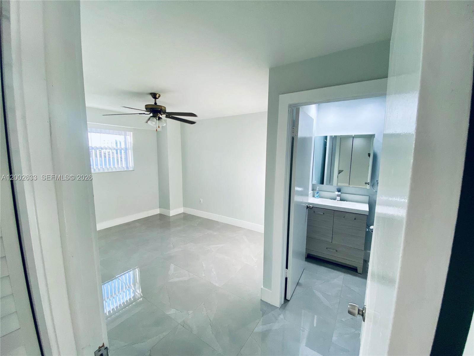 PRESIDENTIAL CORNERS COND - Residential Lease