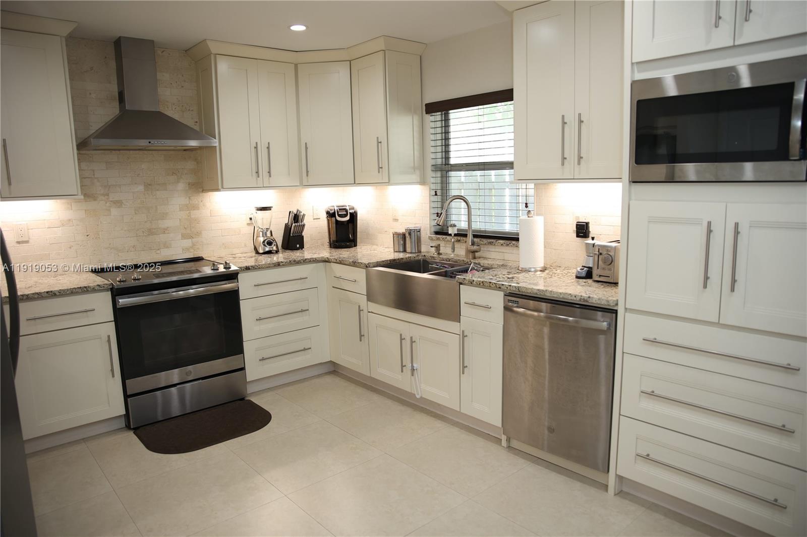 JACARANDA PARCEL 608 - Residential