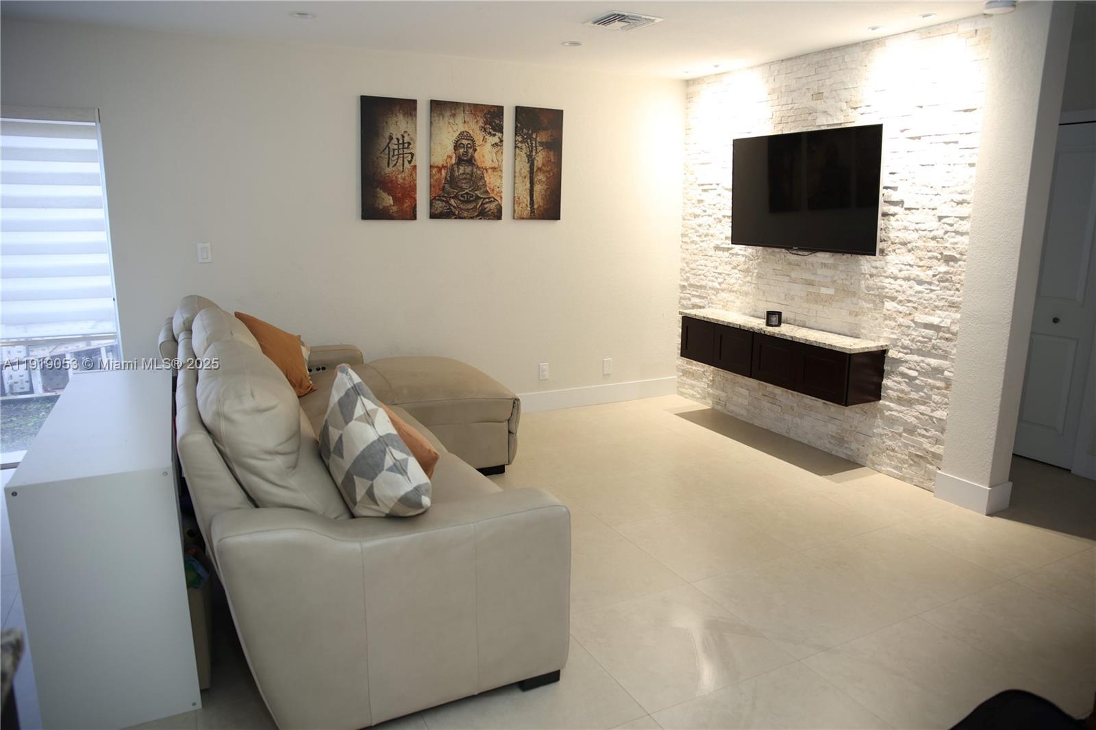 JACARANDA PARCEL 608 - Residential