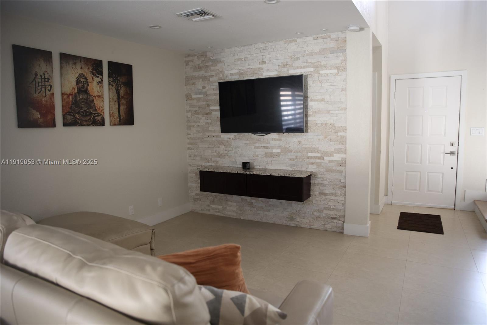 JACARANDA PARCEL 608 - Residential