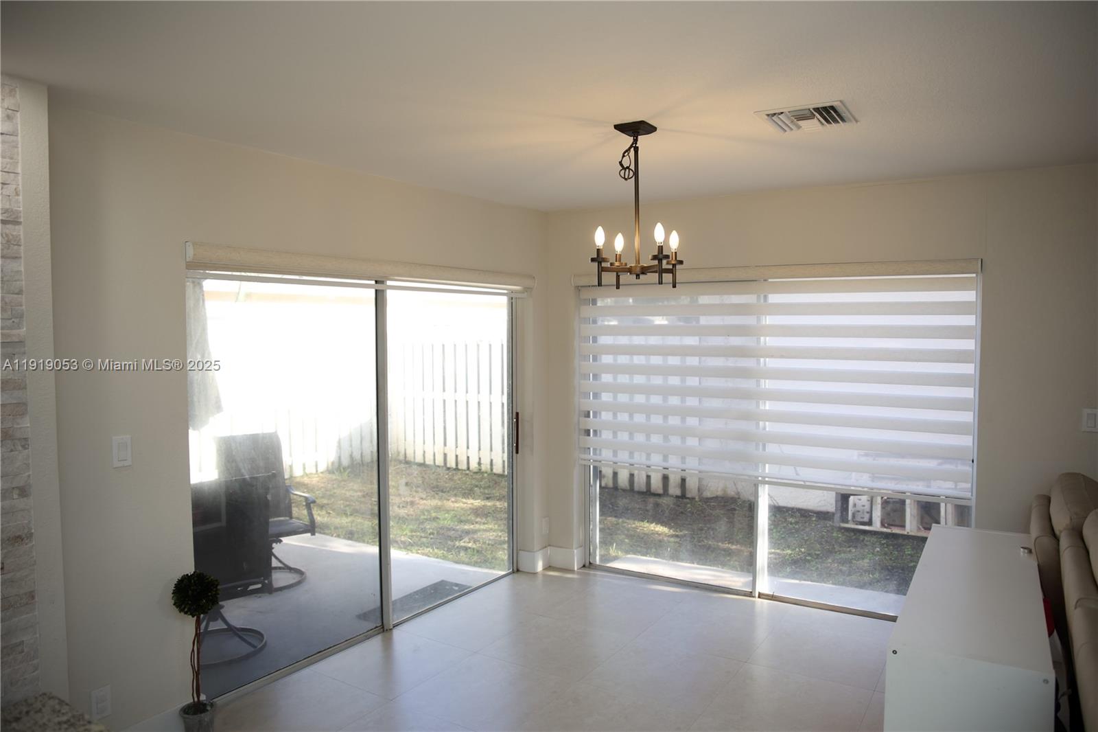 JACARANDA PARCEL 608 - Residential