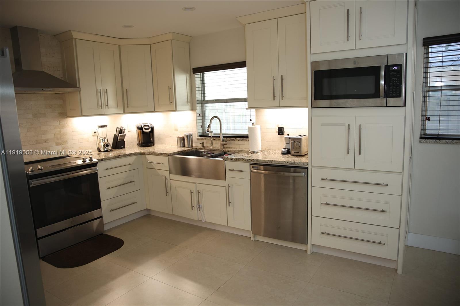 JACARANDA PARCEL 608 - Residential