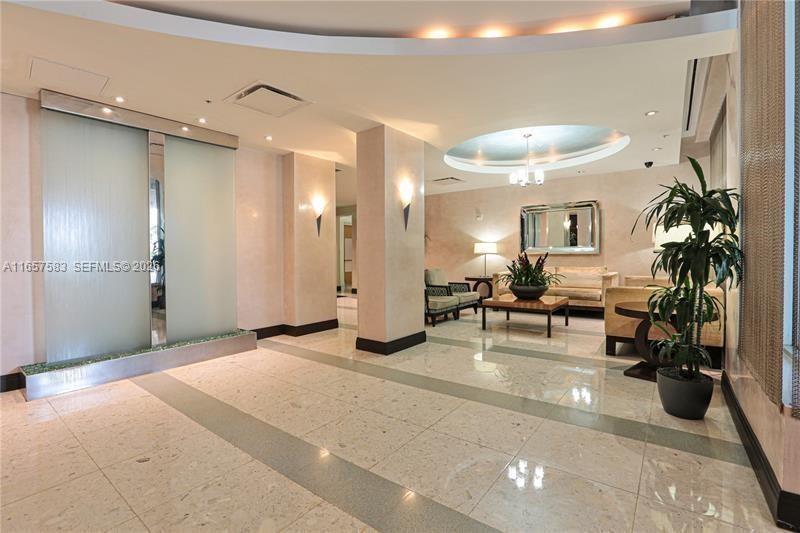 TIDES ON HOLLYWOOD BEACH - Residential