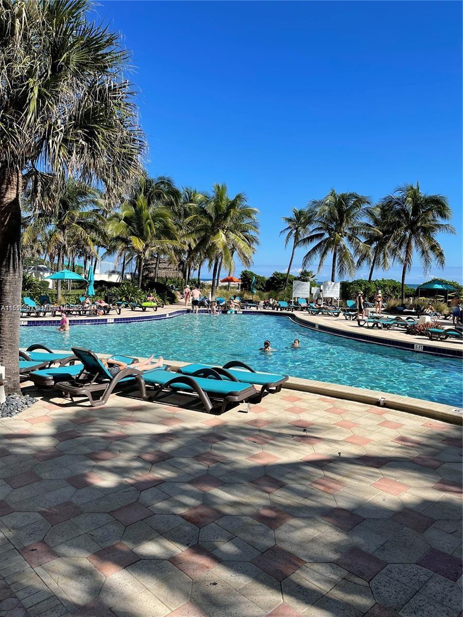 TIDES ON HOLLYWOOD BEACH - Residential