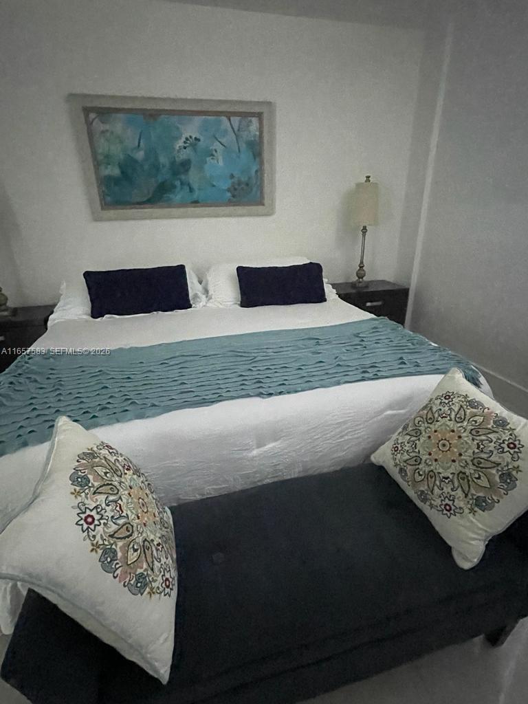 TIDES ON HOLLYWOOD BEACH - Residential