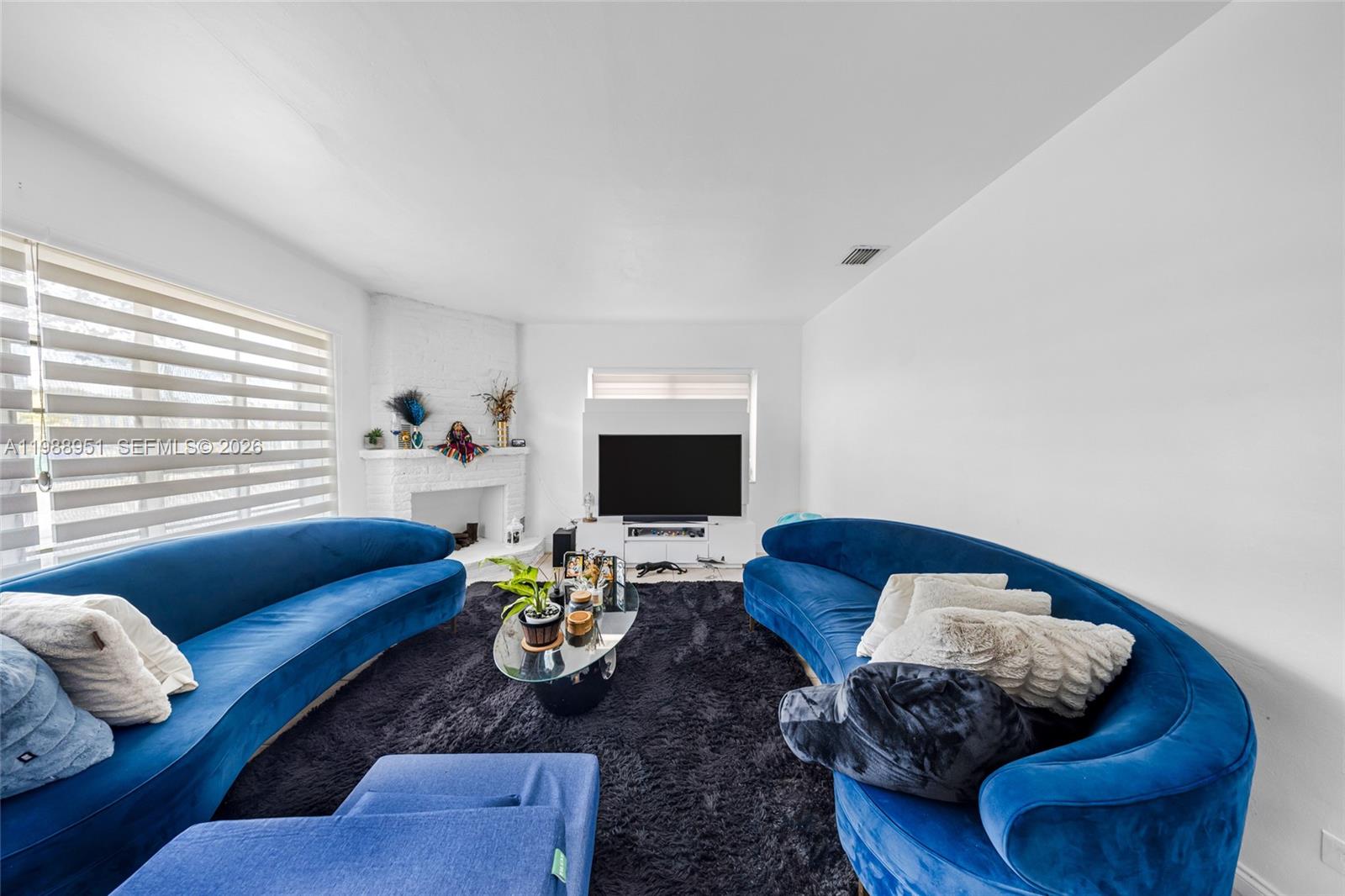 12TH ST MANORS - Residential Income