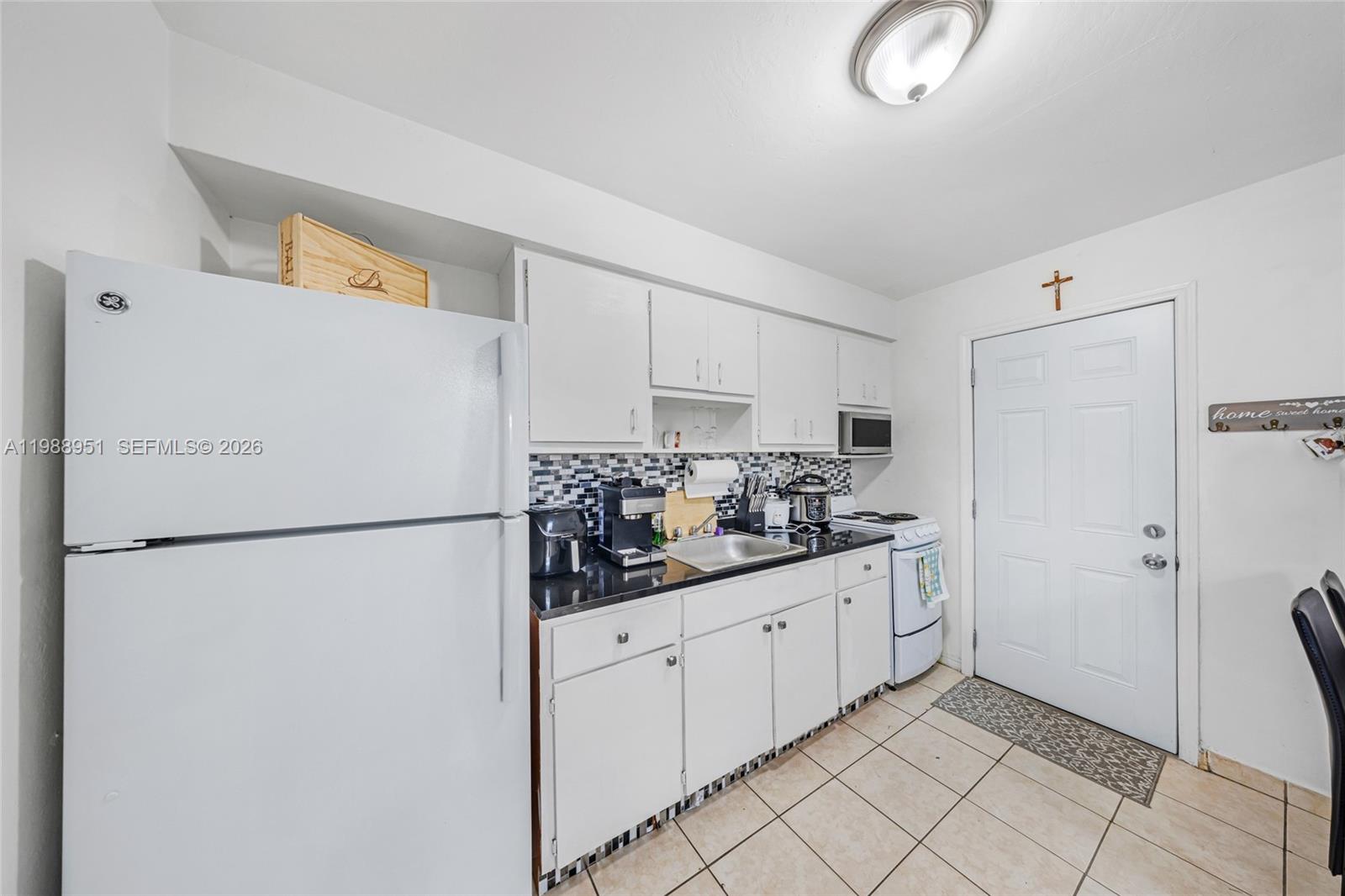 12TH ST MANORS - Residential Income