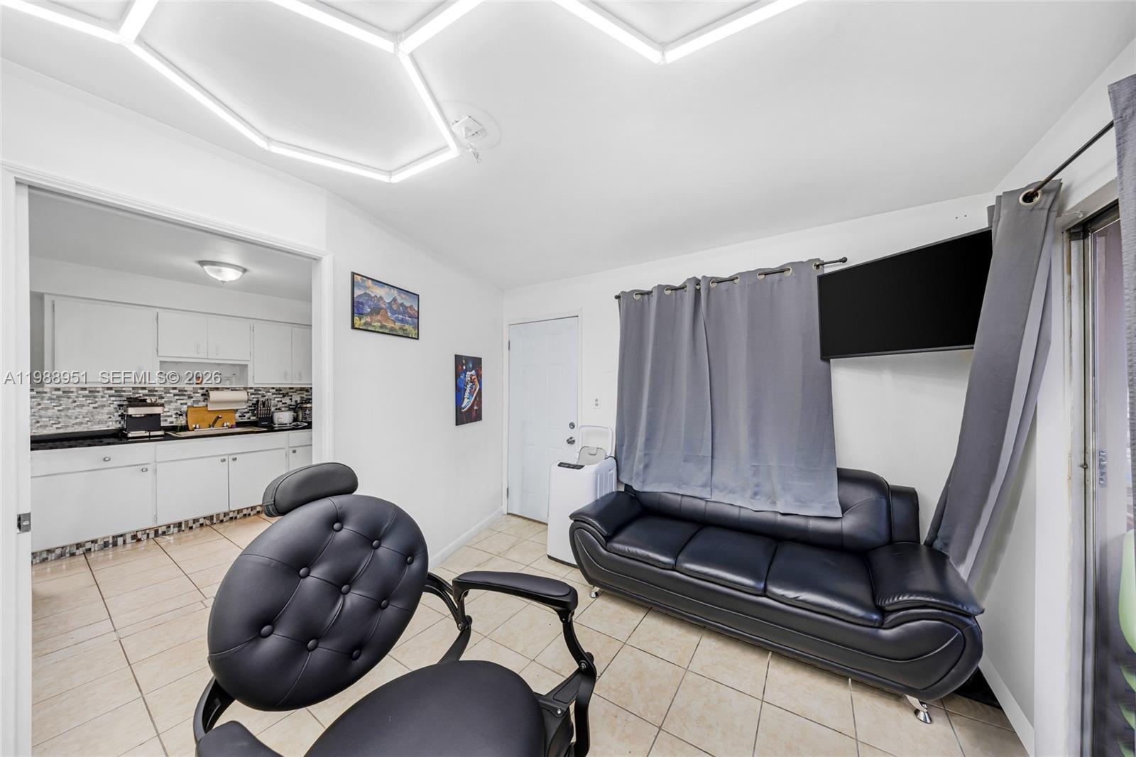 12TH ST MANORS - Residential Income