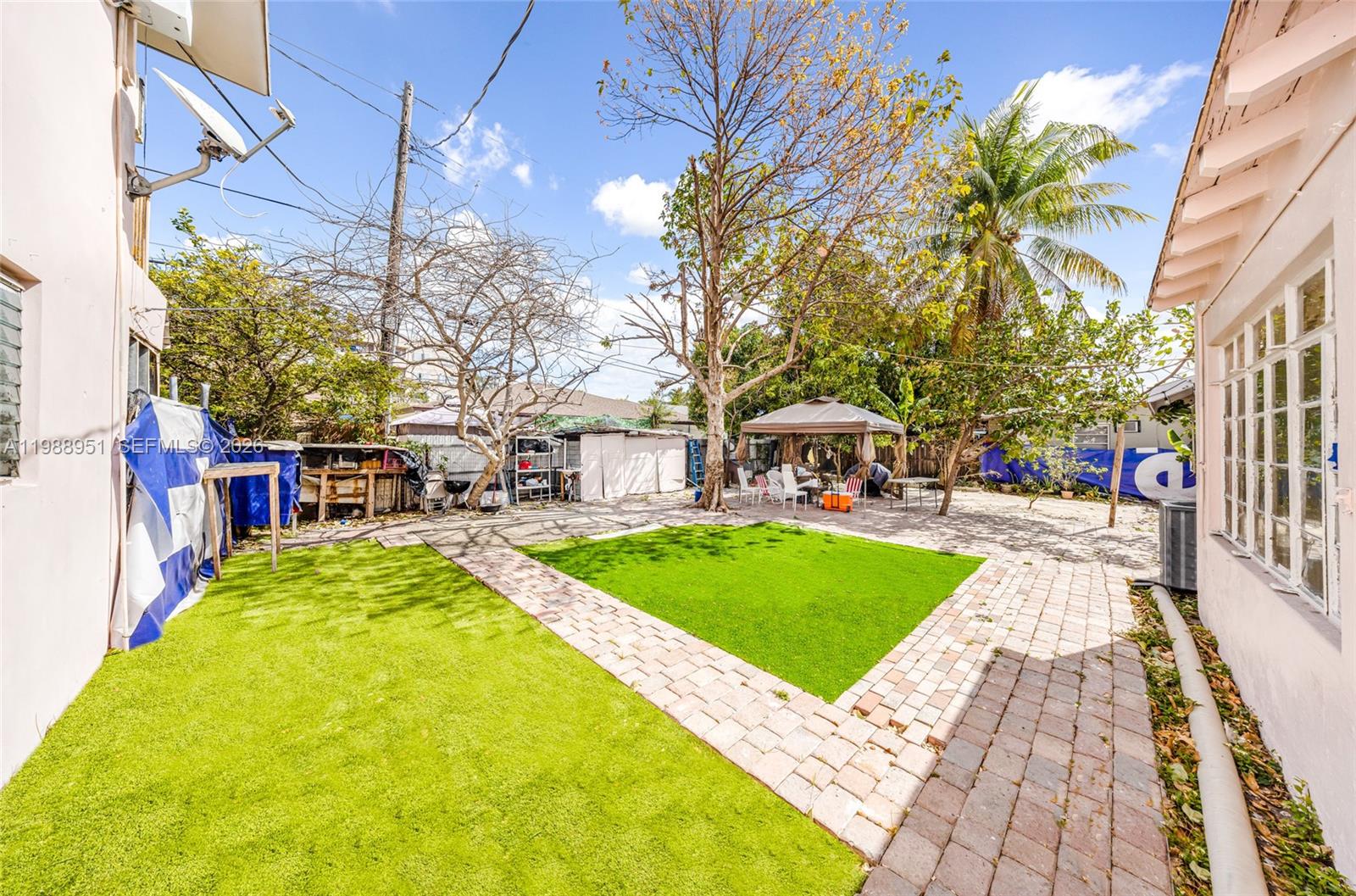 12TH ST MANORS - Residential Income