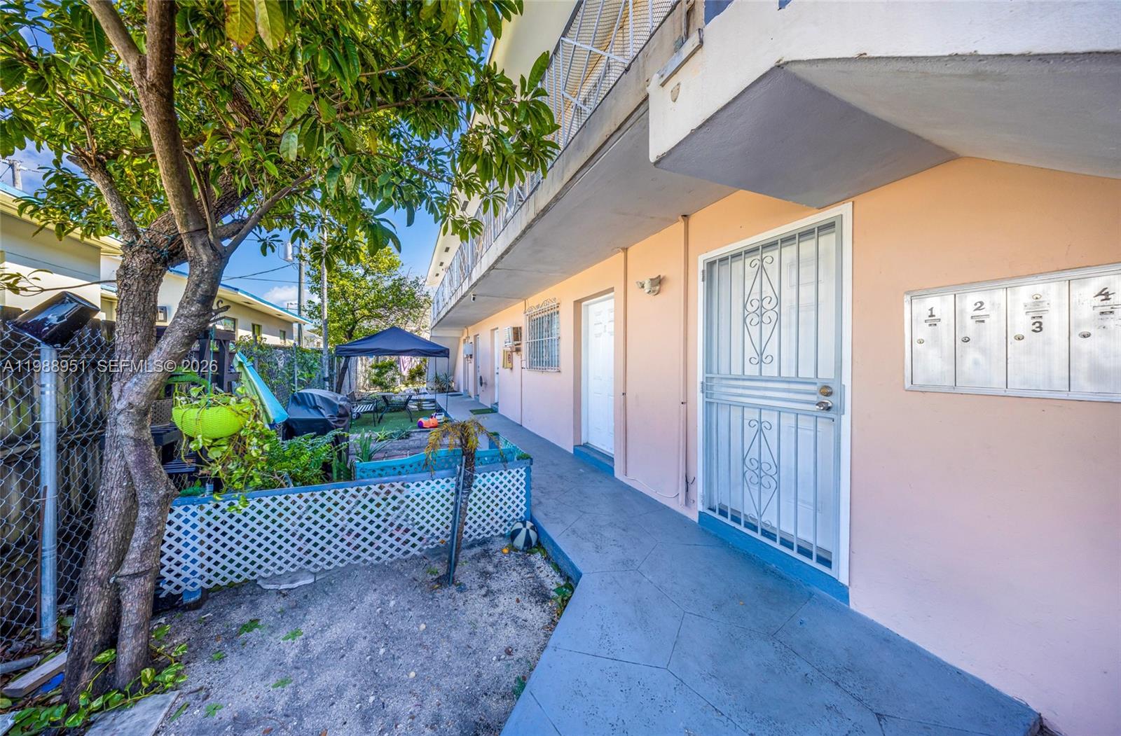 12TH ST MANORS - Residential Income