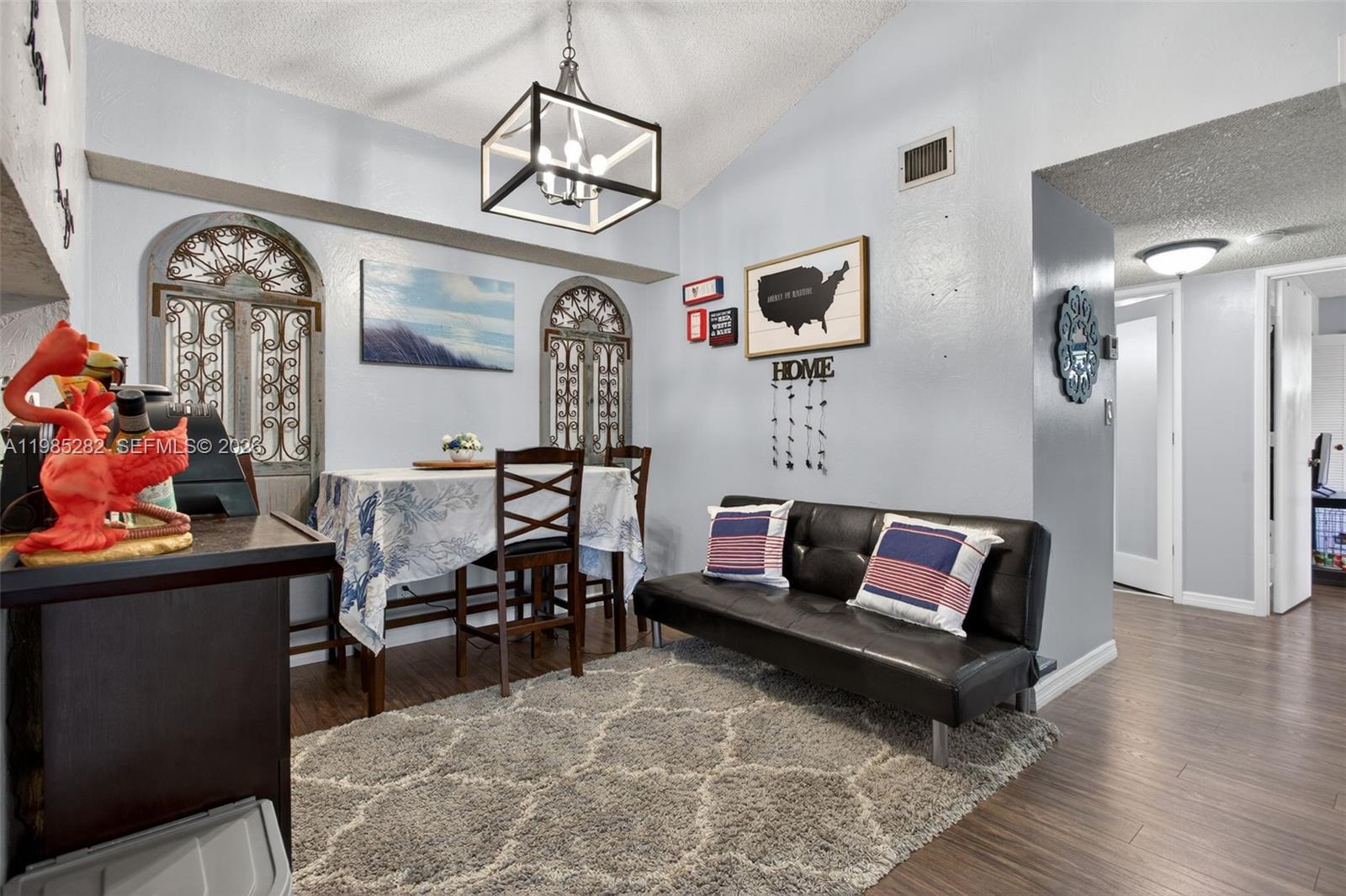 OAKLAND FOREST CLUB CONDO - Residential