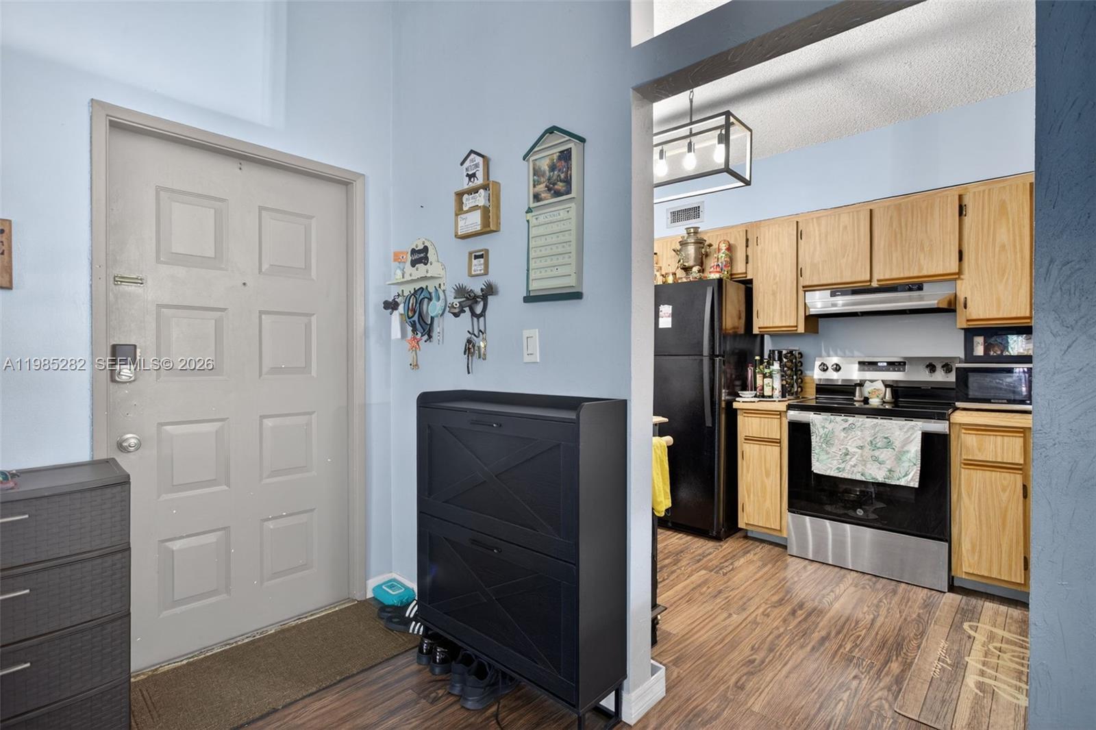 OAKLAND FOREST CLUB CONDO - Residential