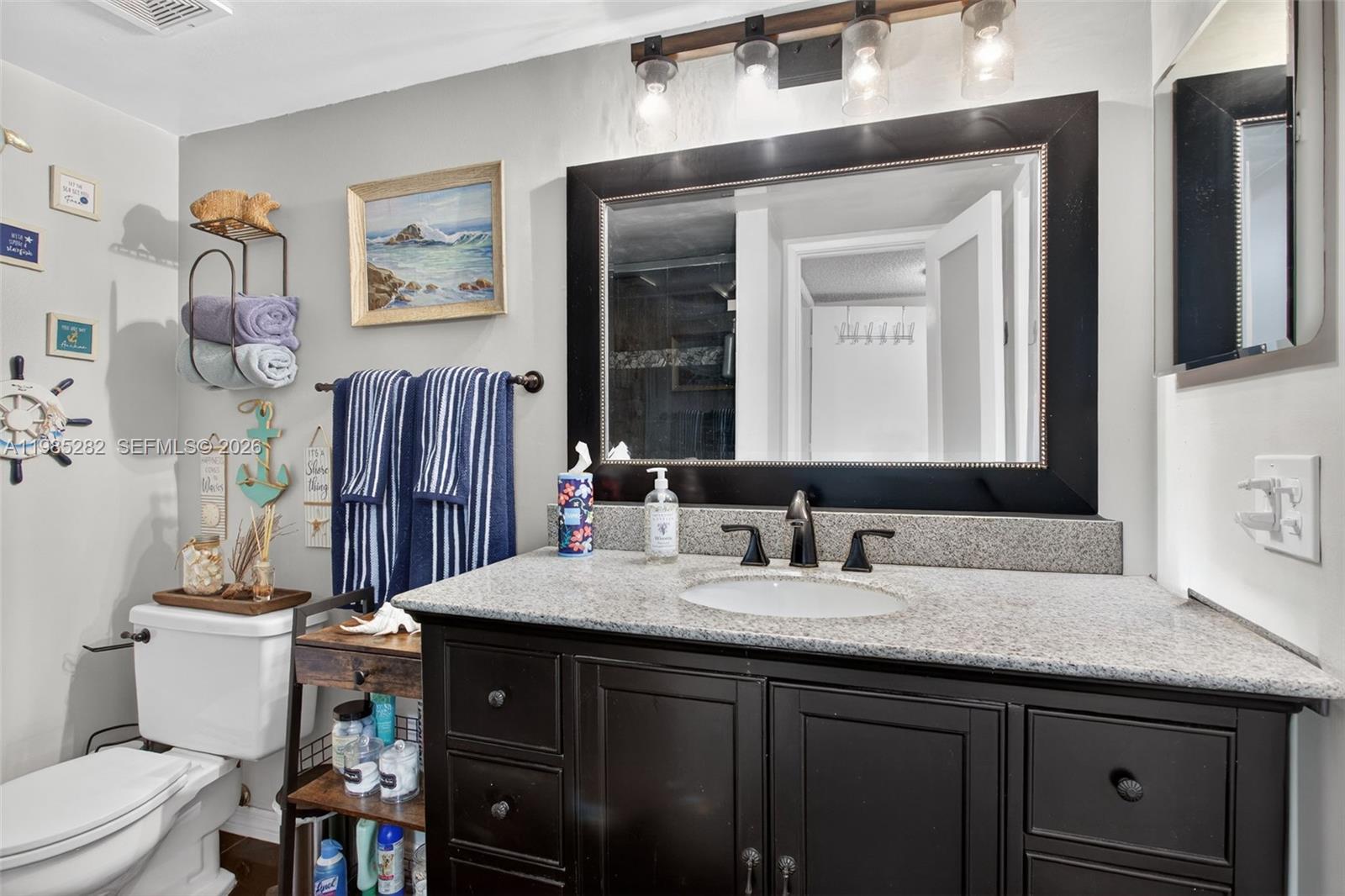 OAKLAND FOREST CLUB CONDO - Residential