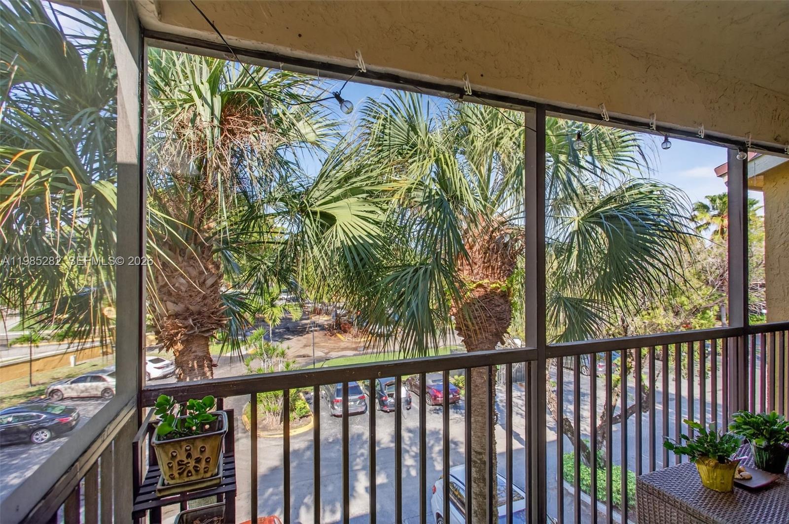 OAKLAND FOREST CLUB CONDO - Residential