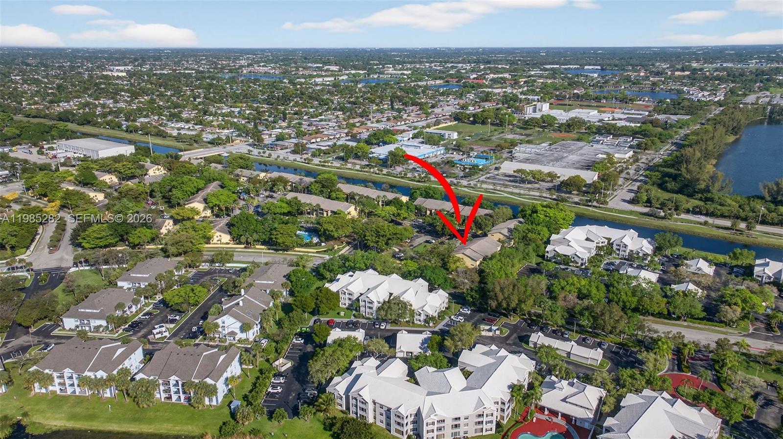 OAKLAND FOREST CLUB CONDO - Residential