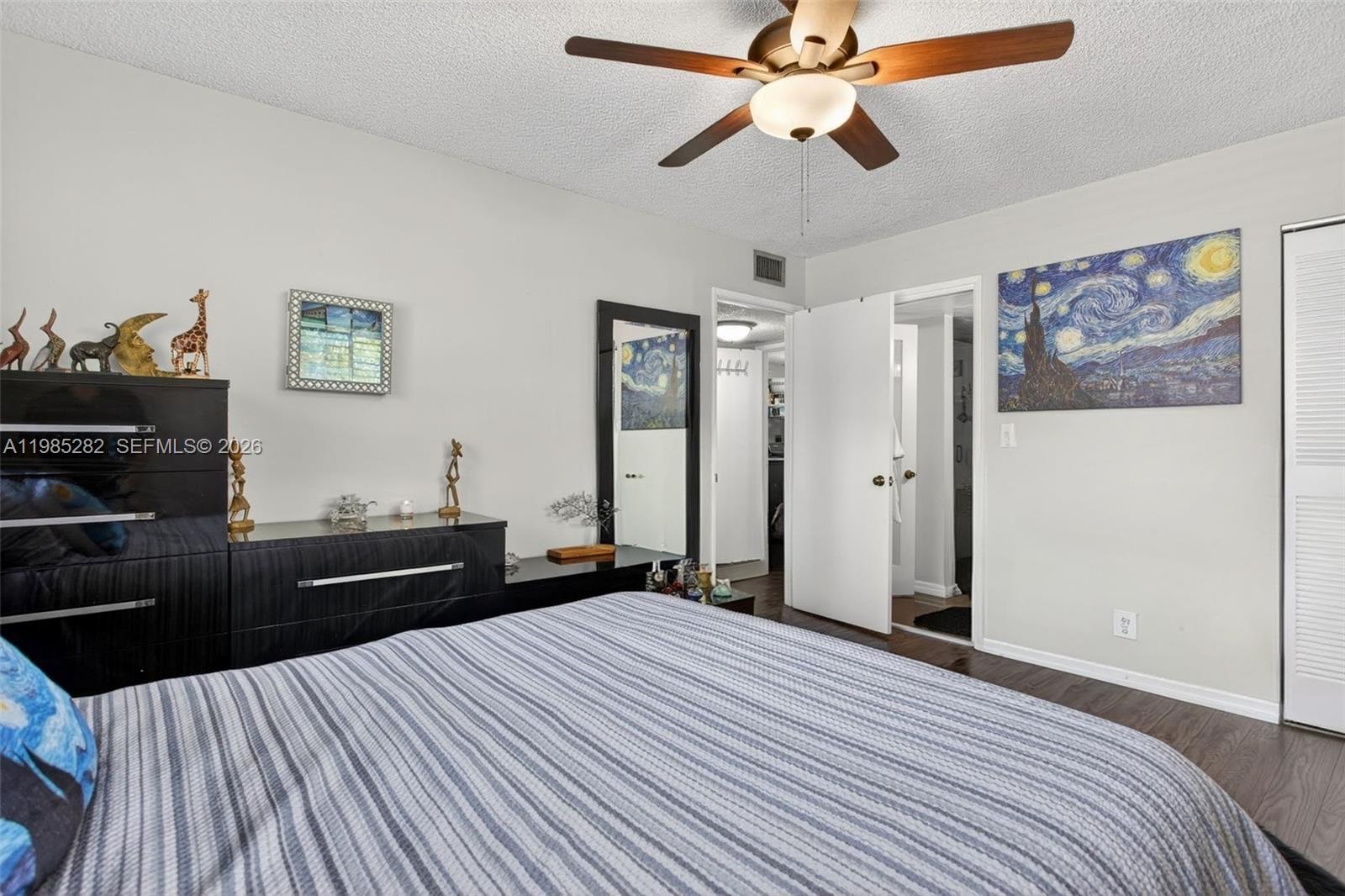 OAKLAND FOREST CLUB CONDO - Residential