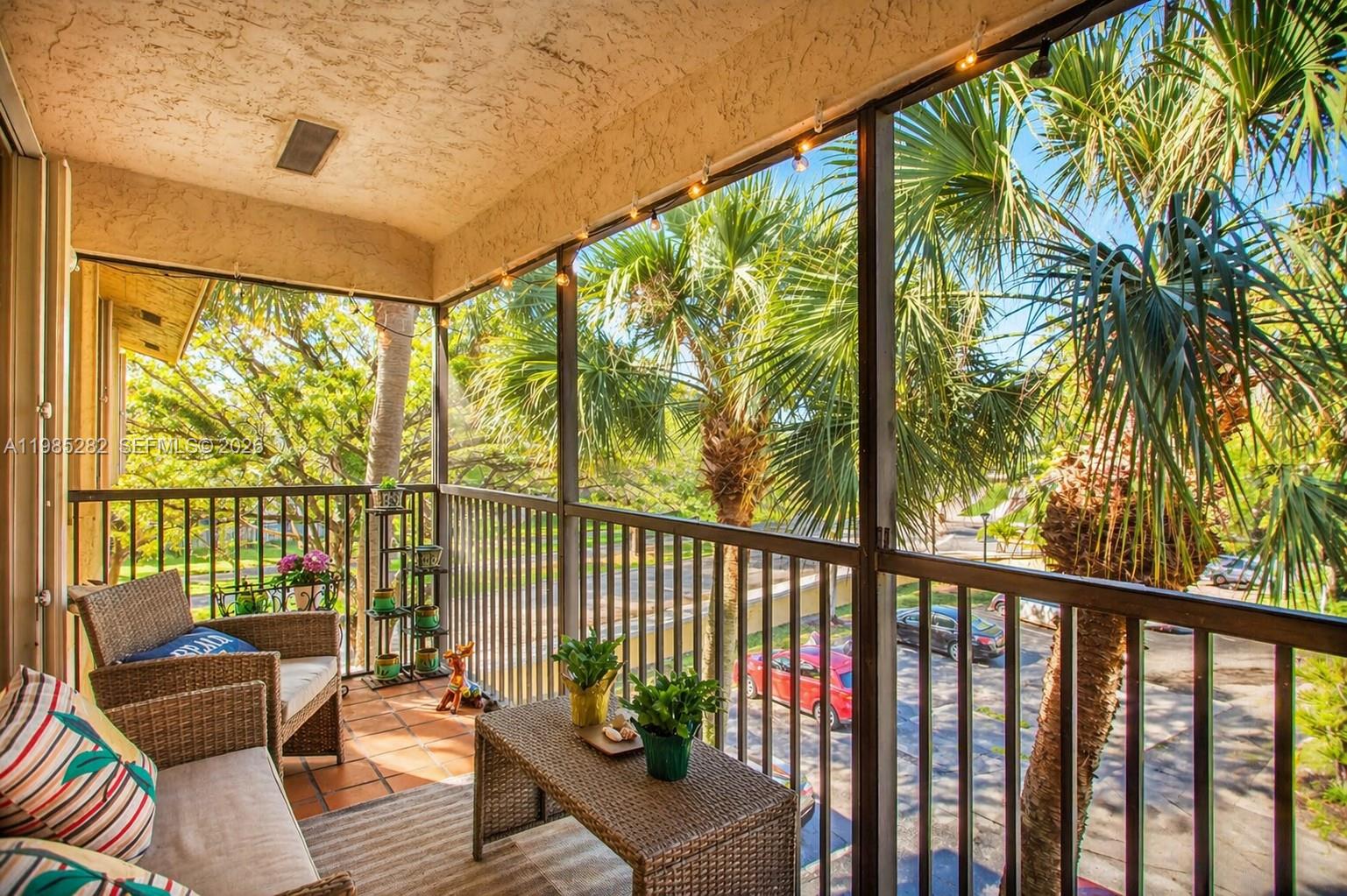 OAKLAND FOREST CLUB CONDO - Residential
