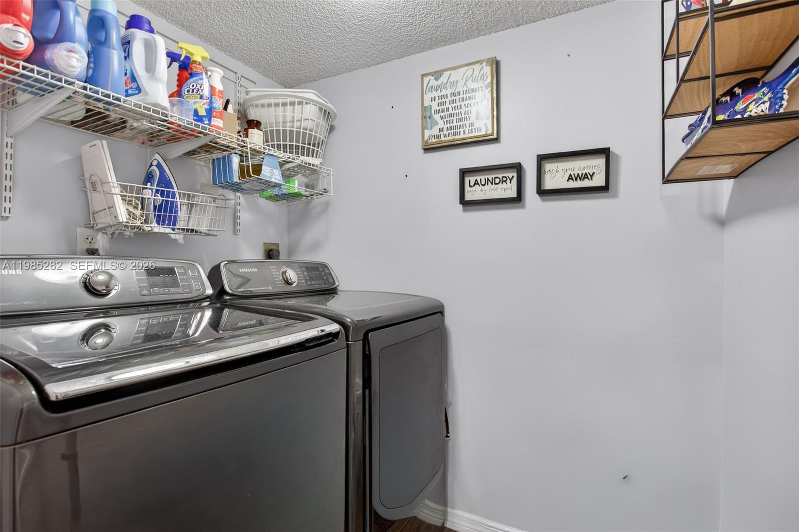 OAKLAND FOREST CLUB CONDO - Residential