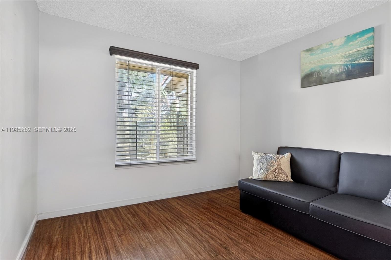 OAKLAND FOREST CLUB CONDO - Residential