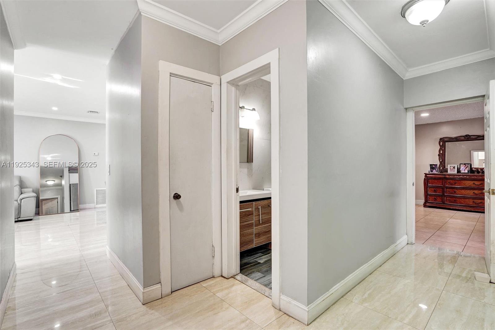 SARATOGA HEIGHTS RE-SUB - Residential