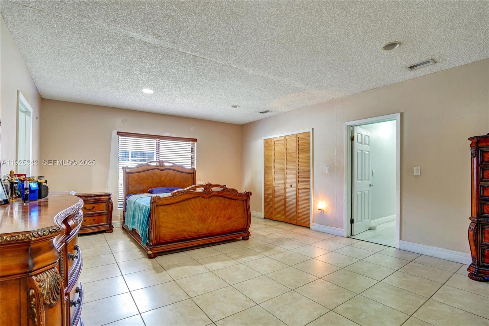 SARATOGA HEIGHTS RE-SUB - Residential