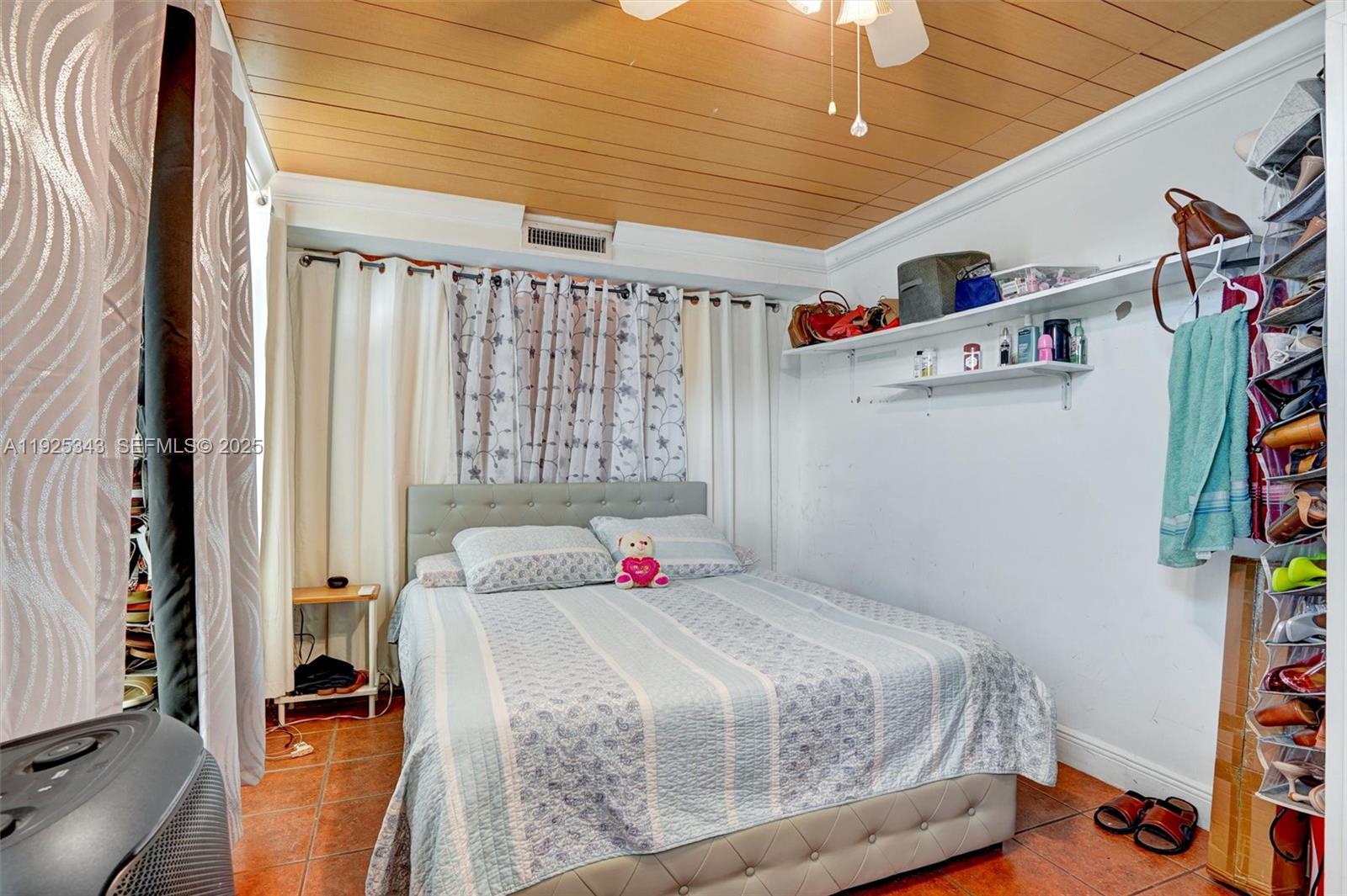 SARATOGA HEIGHTS RE-SUB - Residential