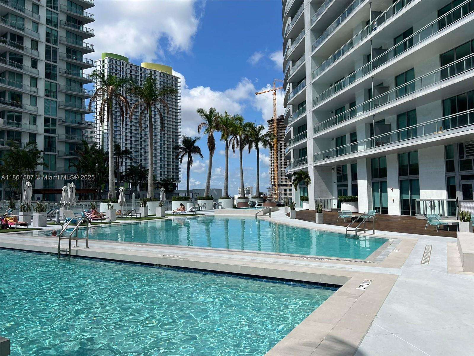 IVY CONDO - Residential