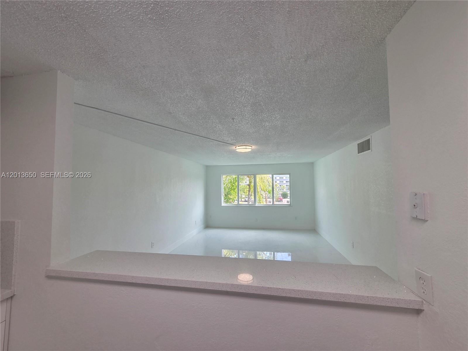 NARANJA LAKES CONDO NO 5 - Residential