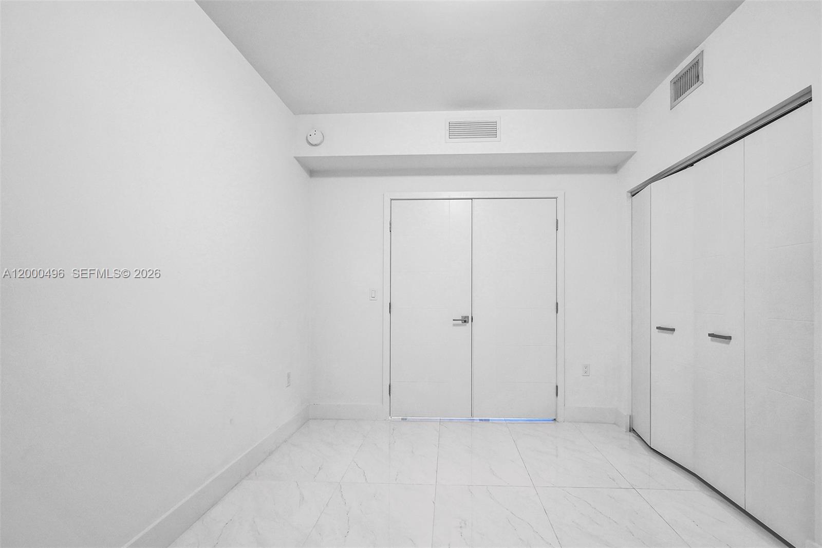 MERRICK MANOR - Residential Lease