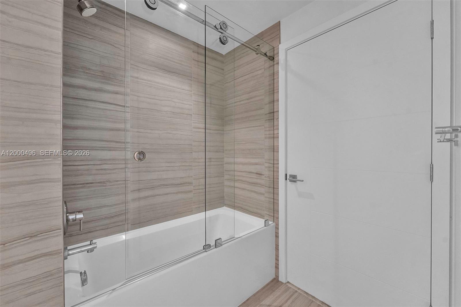 MERRICK MANOR - Residential Lease