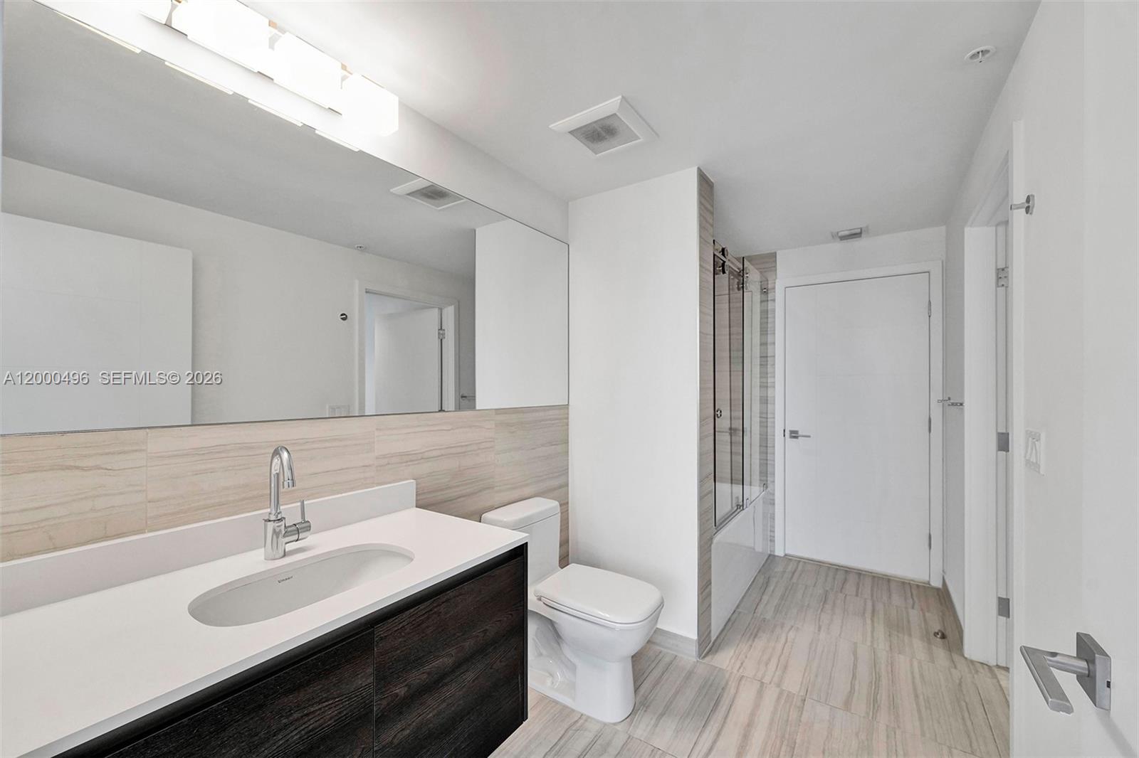 MERRICK MANOR - Residential Lease