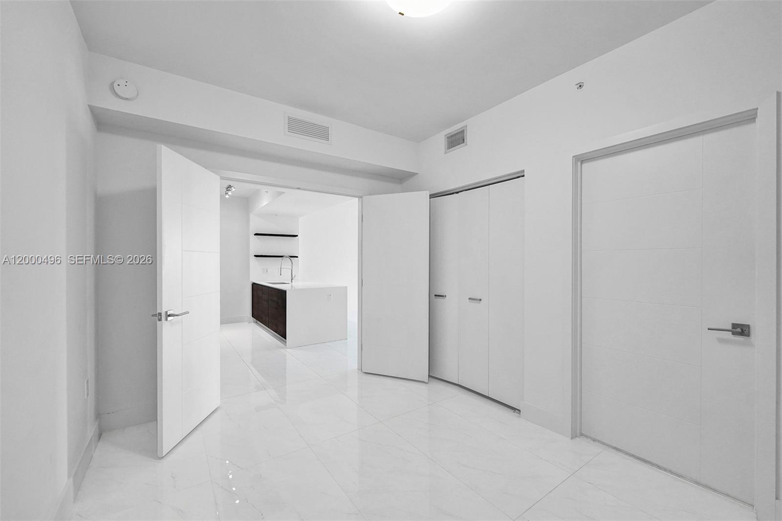 MERRICK MANOR - Residential Lease