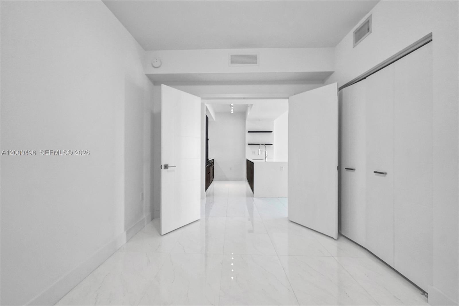 MERRICK MANOR - Residential Lease