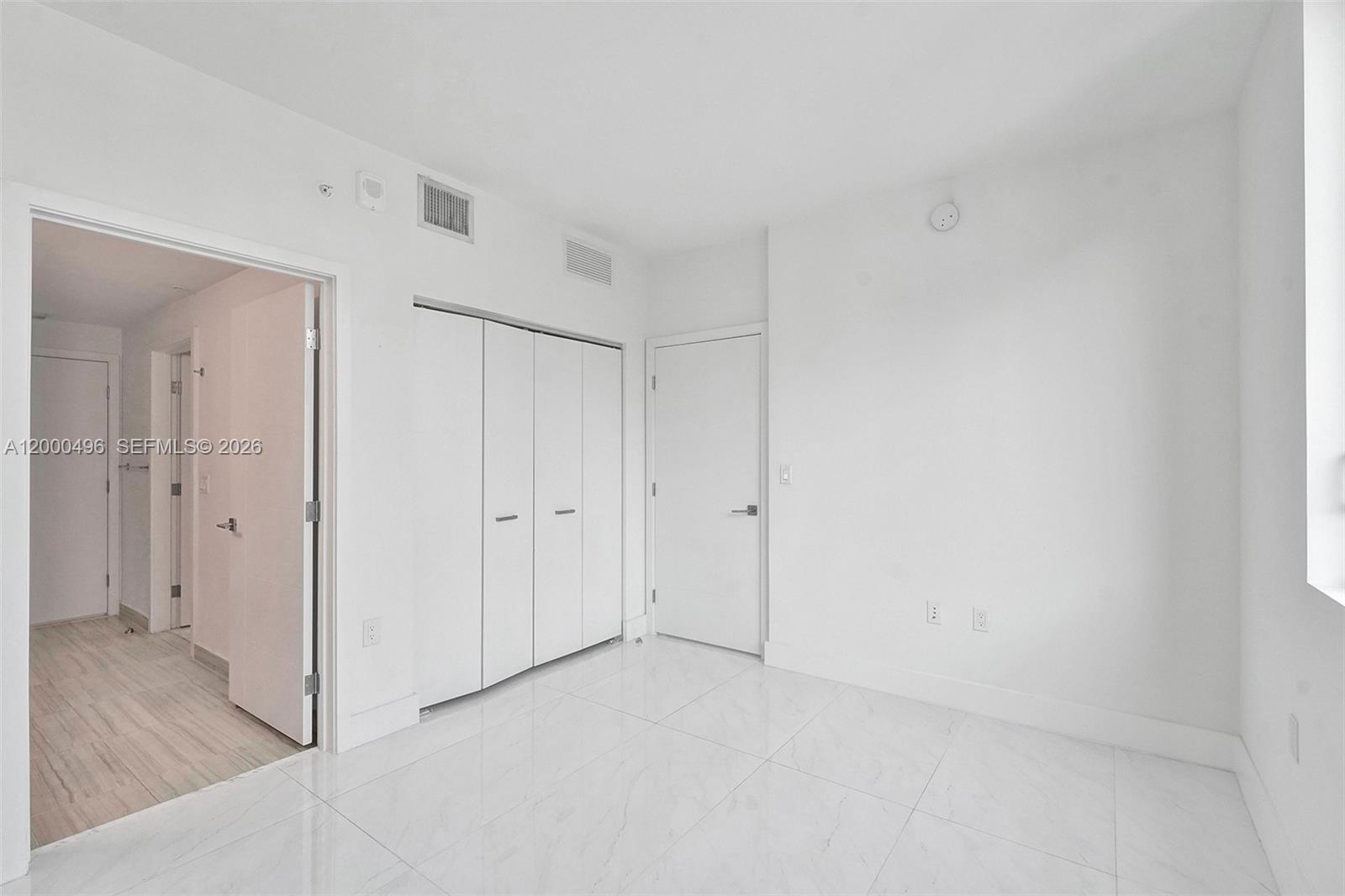 MERRICK MANOR - Residential Lease