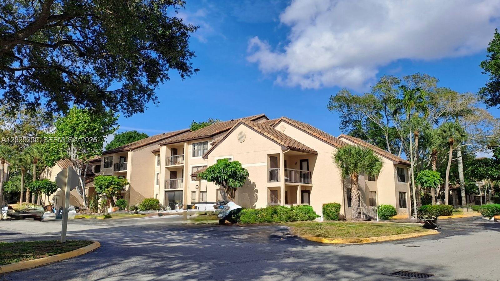 4521 W Mcnab Rd 30