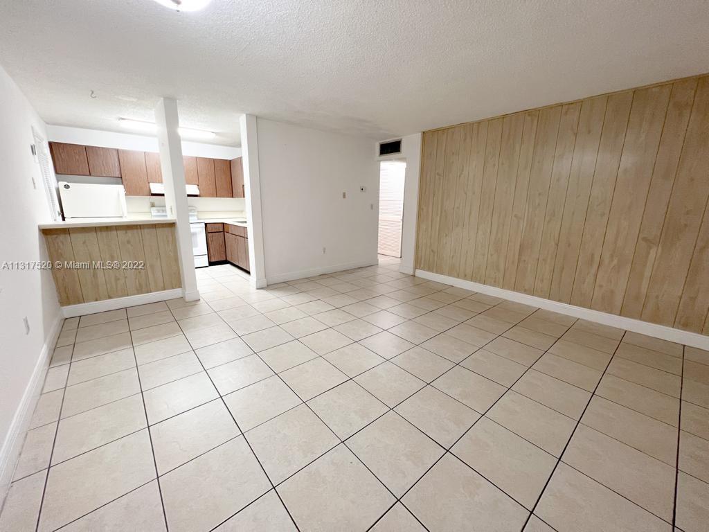 LAKEVIEW GARDENS CONDO - Residential Lease