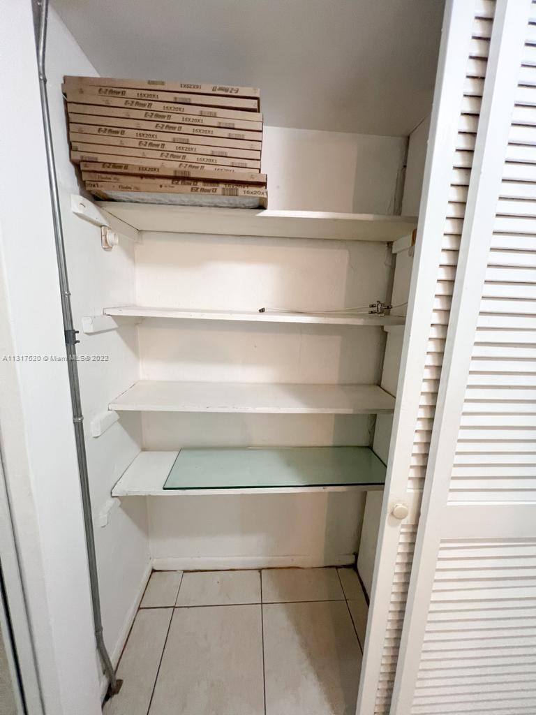 LAKEVIEW GARDENS CONDO - Residential Lease
