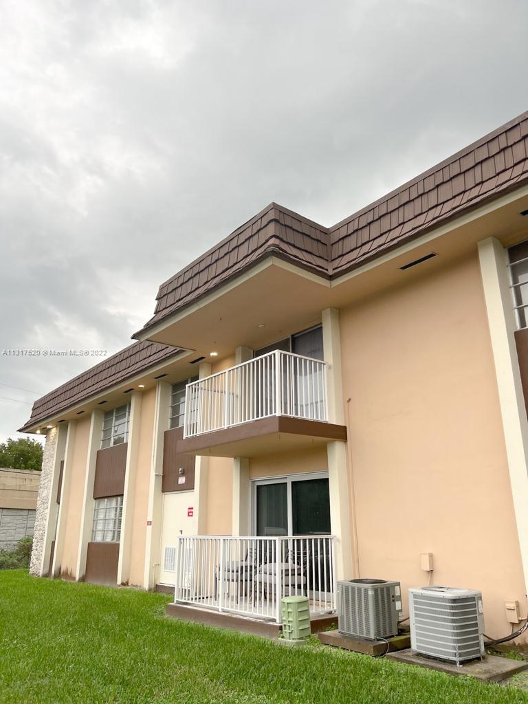 LAKEVIEW GARDENS CONDO - Residential Lease
