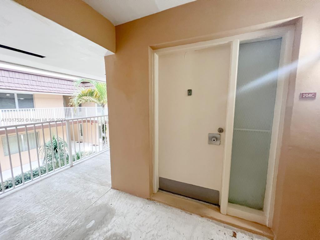 LAKEVIEW GARDENS CONDO - Residential Lease