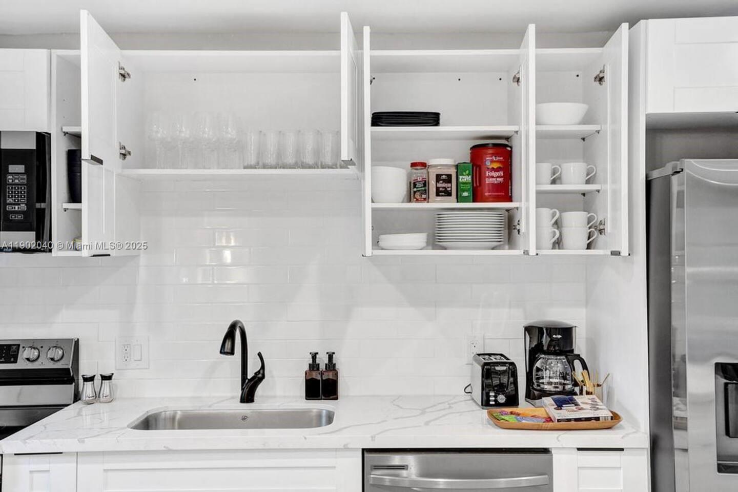 CRESTHAVEN NO 4 - Residential